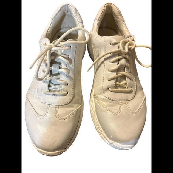 Nurse Mates Pillow top Womens White‎ Leather Lace Up Shoes 7.5 - Picture 1 of 6